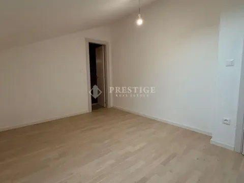 Prodaja, jednosoban stan, 50m², Tološi, Podgorica - image 8