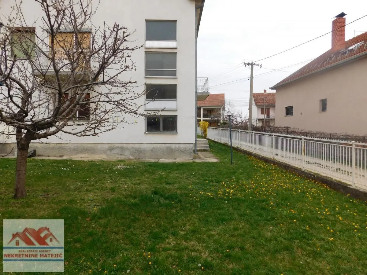 Prodaja, kuća, 200m², Stanovo, Kragujevac