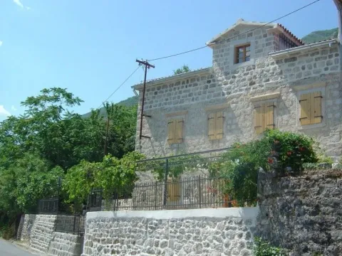 Prodaja, kuća, 168m², Prčanj, Kotor - image 7