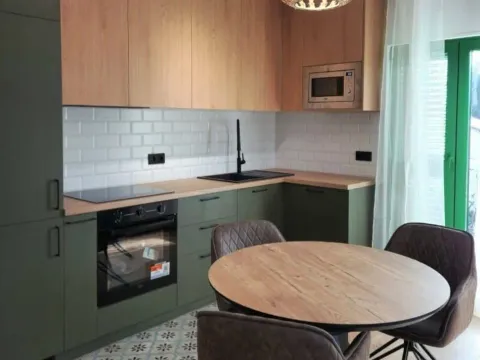 Izdavanje, dvosoban stan, 100m², Donja Lastva, Tivat - image 4