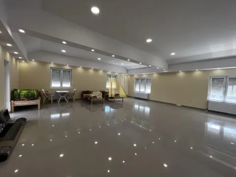 Izdavanje, poslovni prostor, 200m², Kać, Novi Sad Sve Podlokacije - image 6