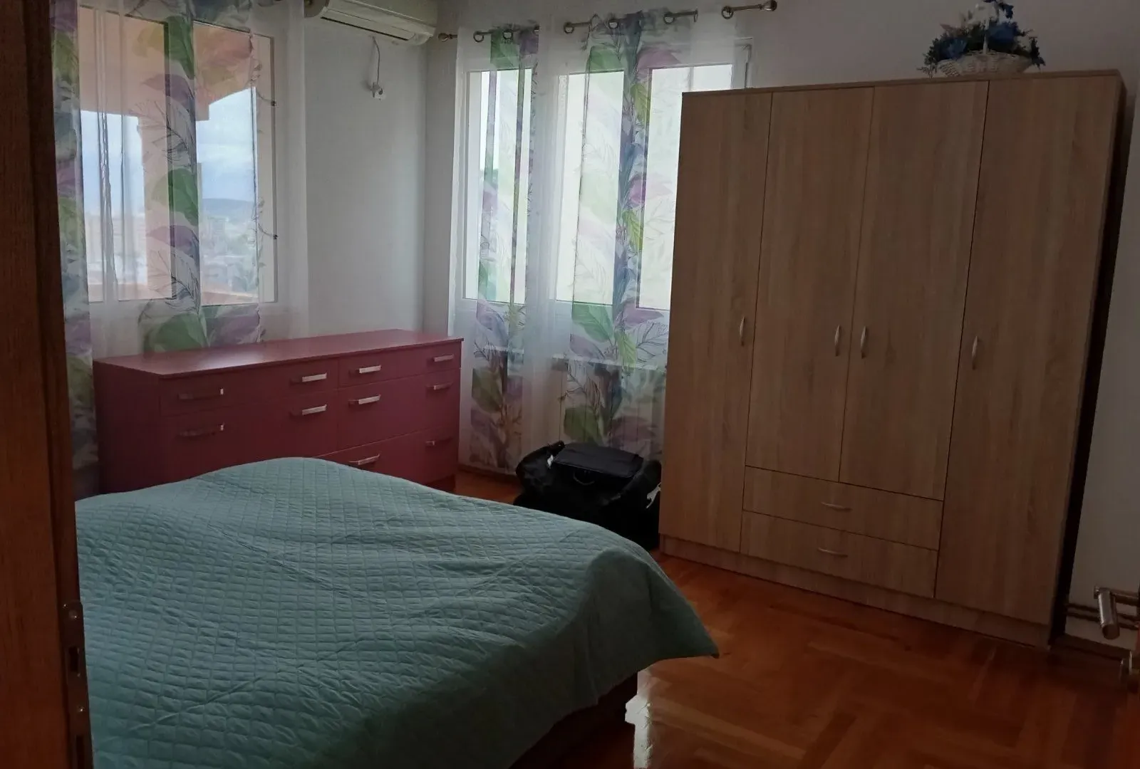 Sale, house, 375m², Bar, Crna Gora