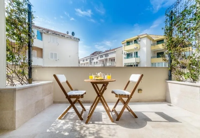 Sale, hospitality venue, 320m², Budva, Crna Gora