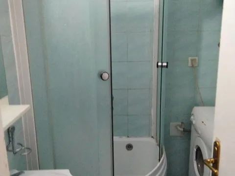 Izdavanje, jednosoban stan, 30m², Pejton, Podgorica - image 5