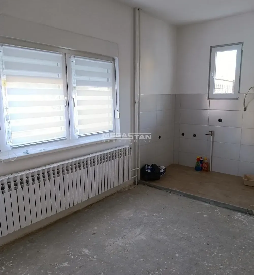 Prodaja, kuća, 345m², Kotež 2, Pančevo