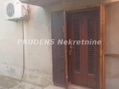 Prodaja, kuća, 150m², Bečmen, Surčin - image 15