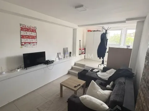 Stan in Čukarica