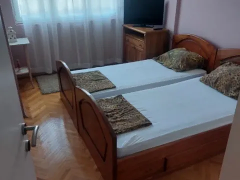 Izdavanje, jednosoban stan, 55m², Preko Morače, Podgorica - image 2