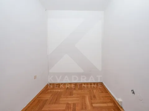 Rent, office space, 65m², Stari Aerodrom, Podgorica - image 8