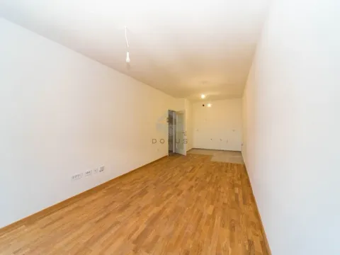 Prodaja, dvosoban stan, 66m², Stari Aerodrom, Podgorica - image 3