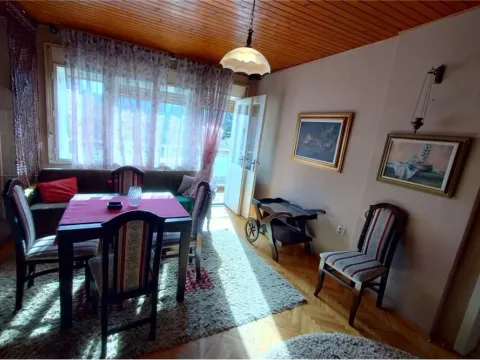 Izdavanje, dvosoban stan, 67m², Centar, Niš - image 13
