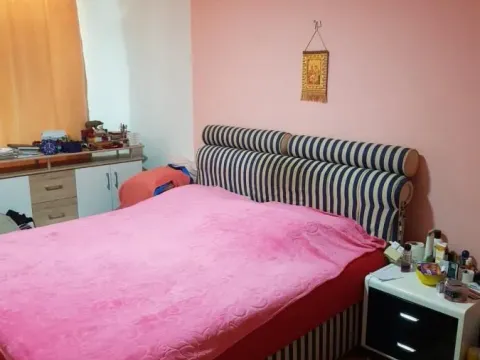 Rent, four bedroom apartment, 160m², Galenika, Beograd - image 13