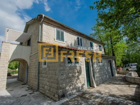 Sale, office space, 300m², Mareza, Podgorica - image 23