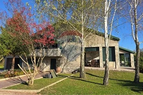 Sale, house, 320m², Grlić, Danilovgrad