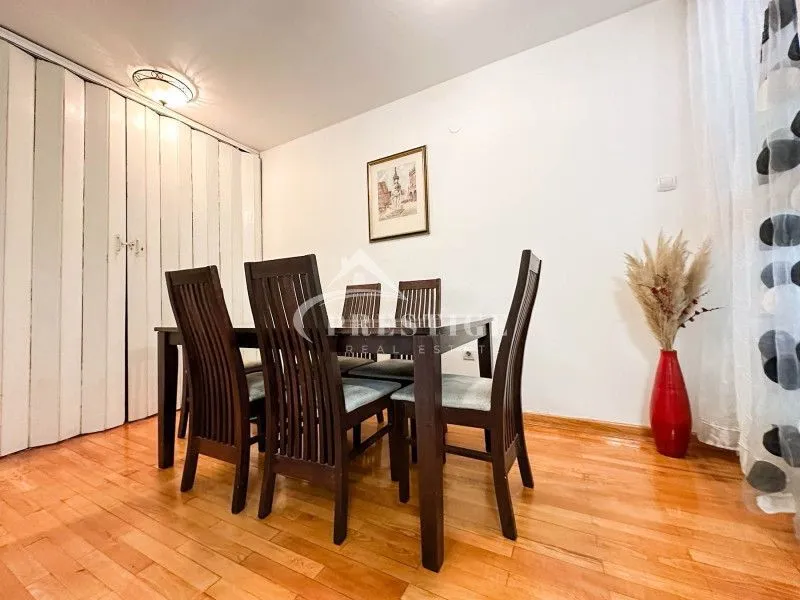 Prodaja, jednosoban stan, 80m², Blok 5, Podgorica