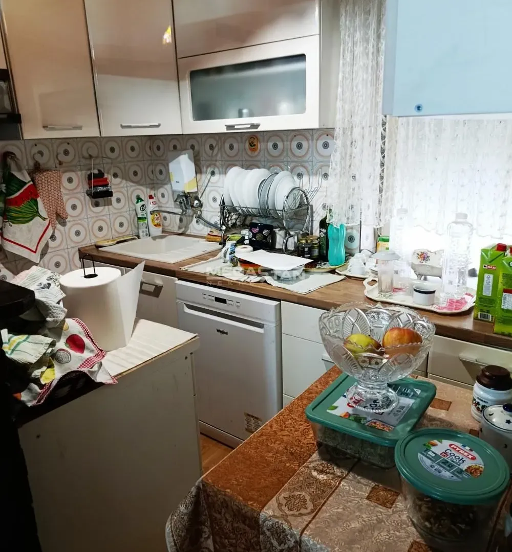 Sale, house, 232m², Centar, Pančevo