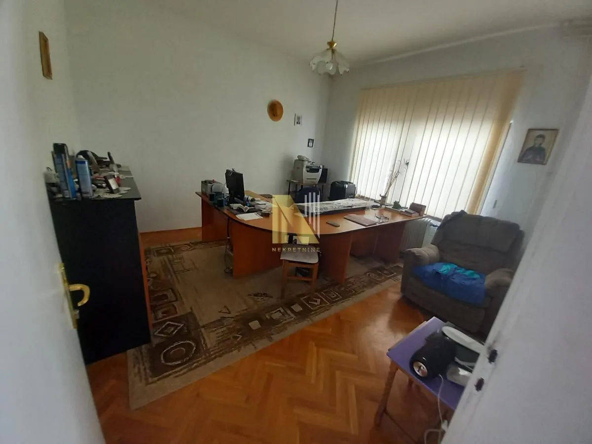 Prodaja, kuća, 272m², Bela Palanka, Srbija