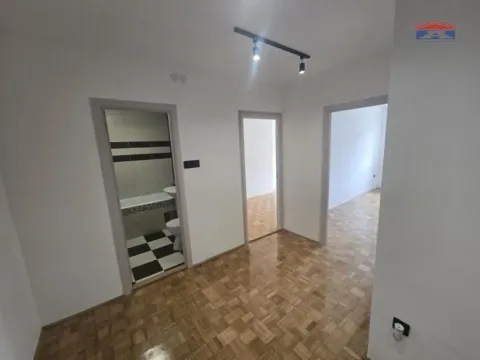 Prodaja, dvosoban stan, 60m², Novo naselje, Novi Sad - image 25