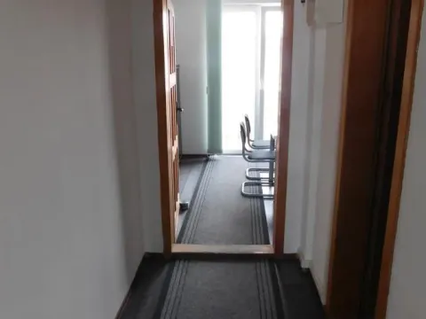 Rent, office space, 74m², Centar, Kragujevac - image 11