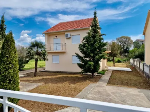 Prodaja, kuća, 135m², Luštica, Tivat