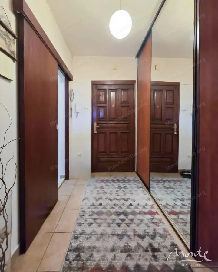 Prodaja, trosoban stan, 108m², Momišići, Podgorica