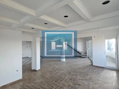 Prodaja, četvorosoban stan, 150m², Jagodnjak, Paraćin - image 13