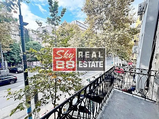 Prodaja, dvosoban stan, 87m², Stari Grad, Beograd