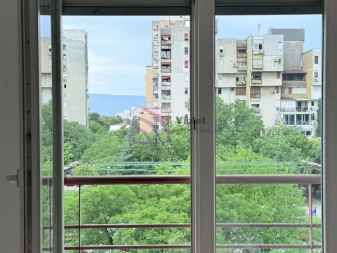Izdavanje, jednosoban stan, 45m², Preko Morače, Podgorica - image 12