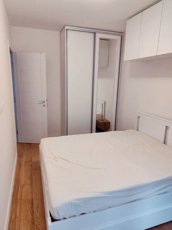 Prodaja, jednosoban stan, 40m², Central Point, Podgorica