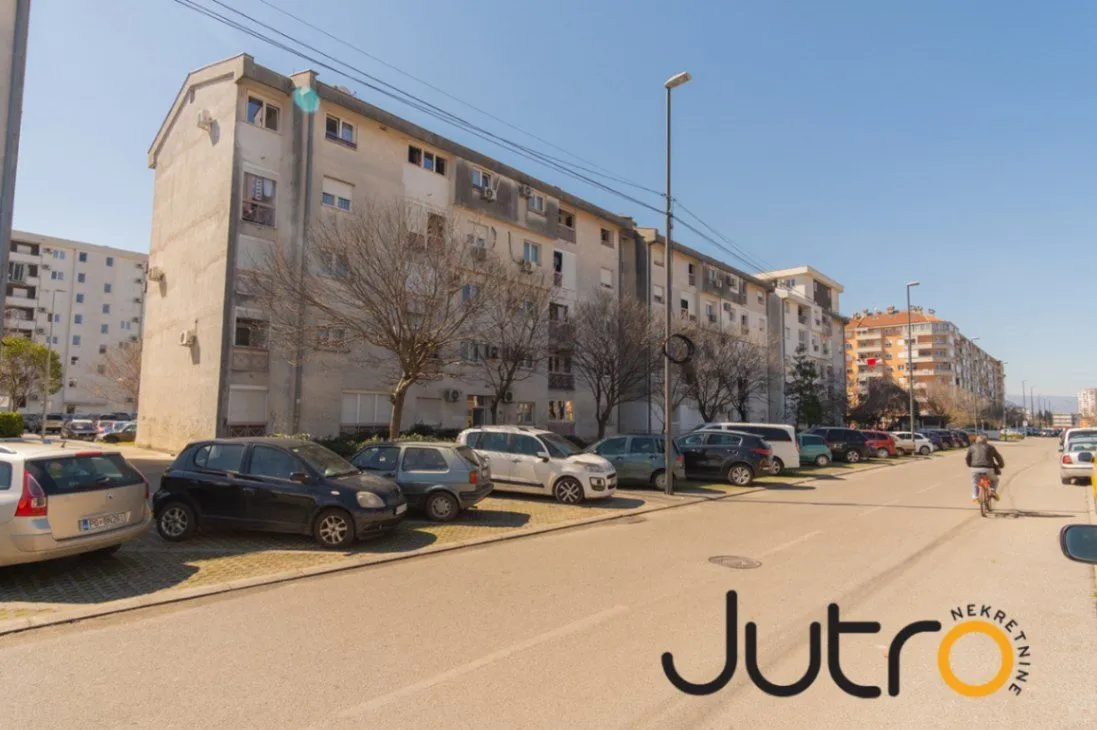 Rent, two bedroom apartment, 64m², Stari Aerodrom, Podgorica