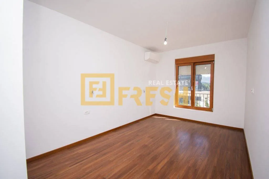 Rent, three bedroom apartment, 95m², Master Kvart, Podgorica