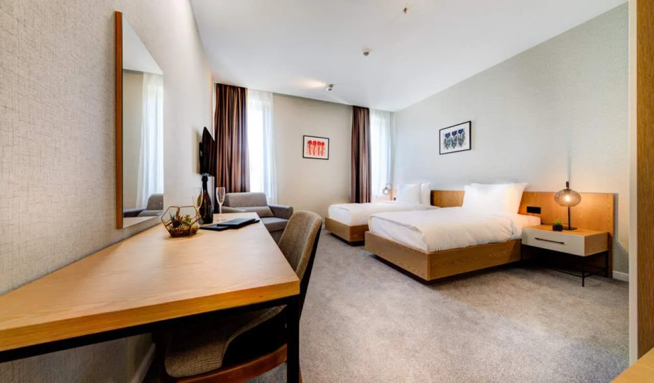 Prodaja, ugostiteljski objekat, 2800m², Danilovgrad, Crna Gora