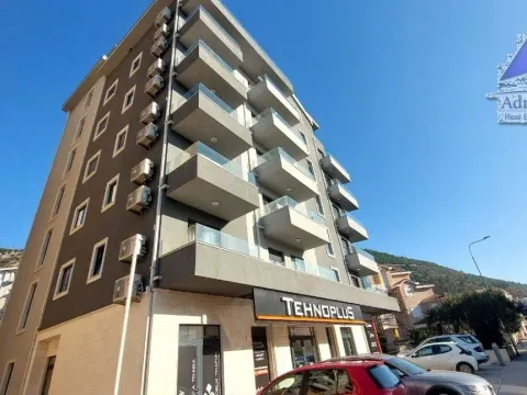 Rent, one bedroom apartment, 35m², Podkošljun, Budva