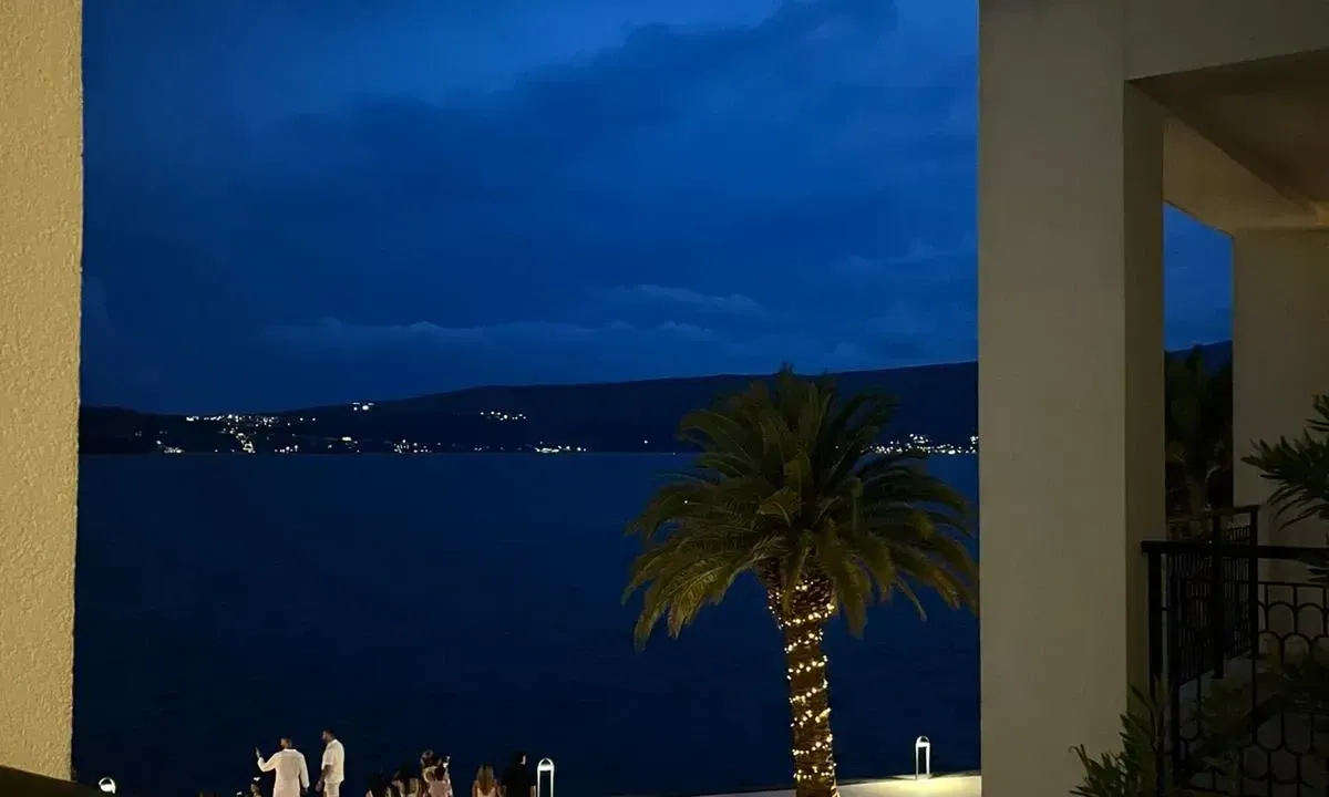 Prodaja, stan, 107m², Tivat, Crna Gora