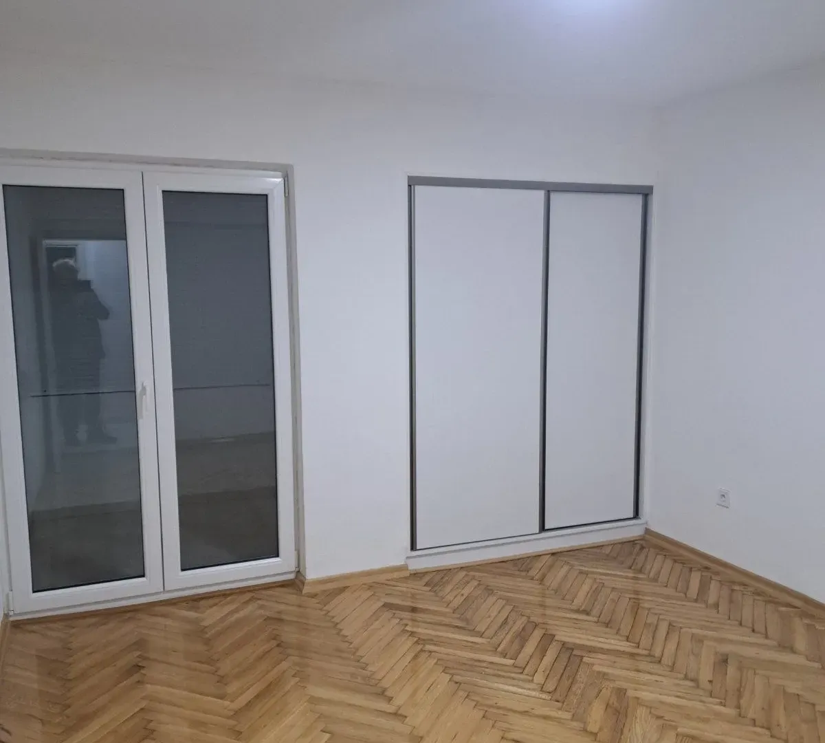 Prodaja, dvosoban stan, 60m², Centar, Bar