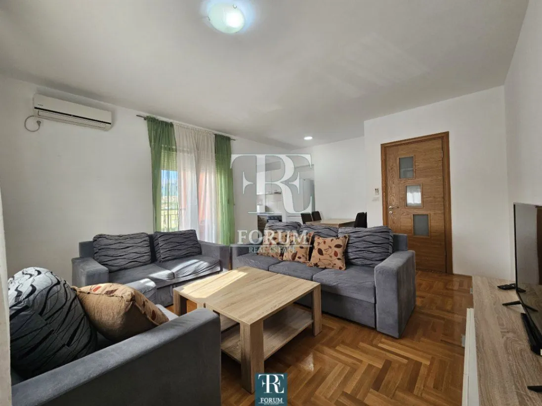 Izdavanje, trosoban stan, 86m², Stari Aerodrom, Podgorica