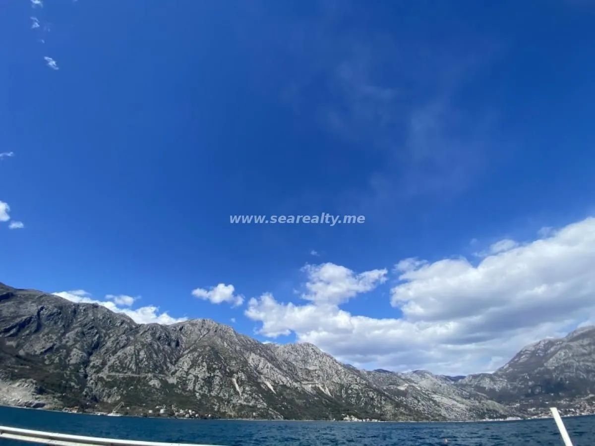 Prodaja, kuća, 180m², Kostanjica, Kotor