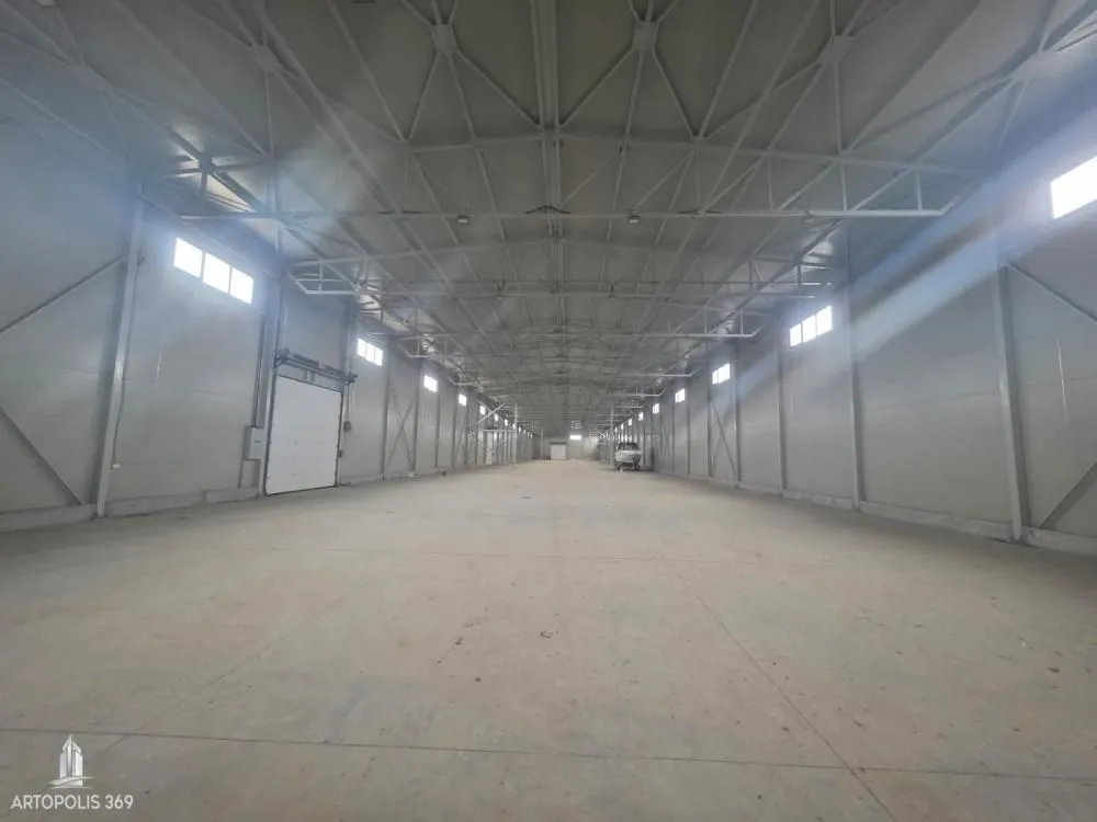 Rent, office space, 3500m², Šimanovci, Pećinci