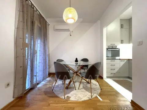Rent, one bedroom apartment, 43m², Blok 6, Podgorica - image 3