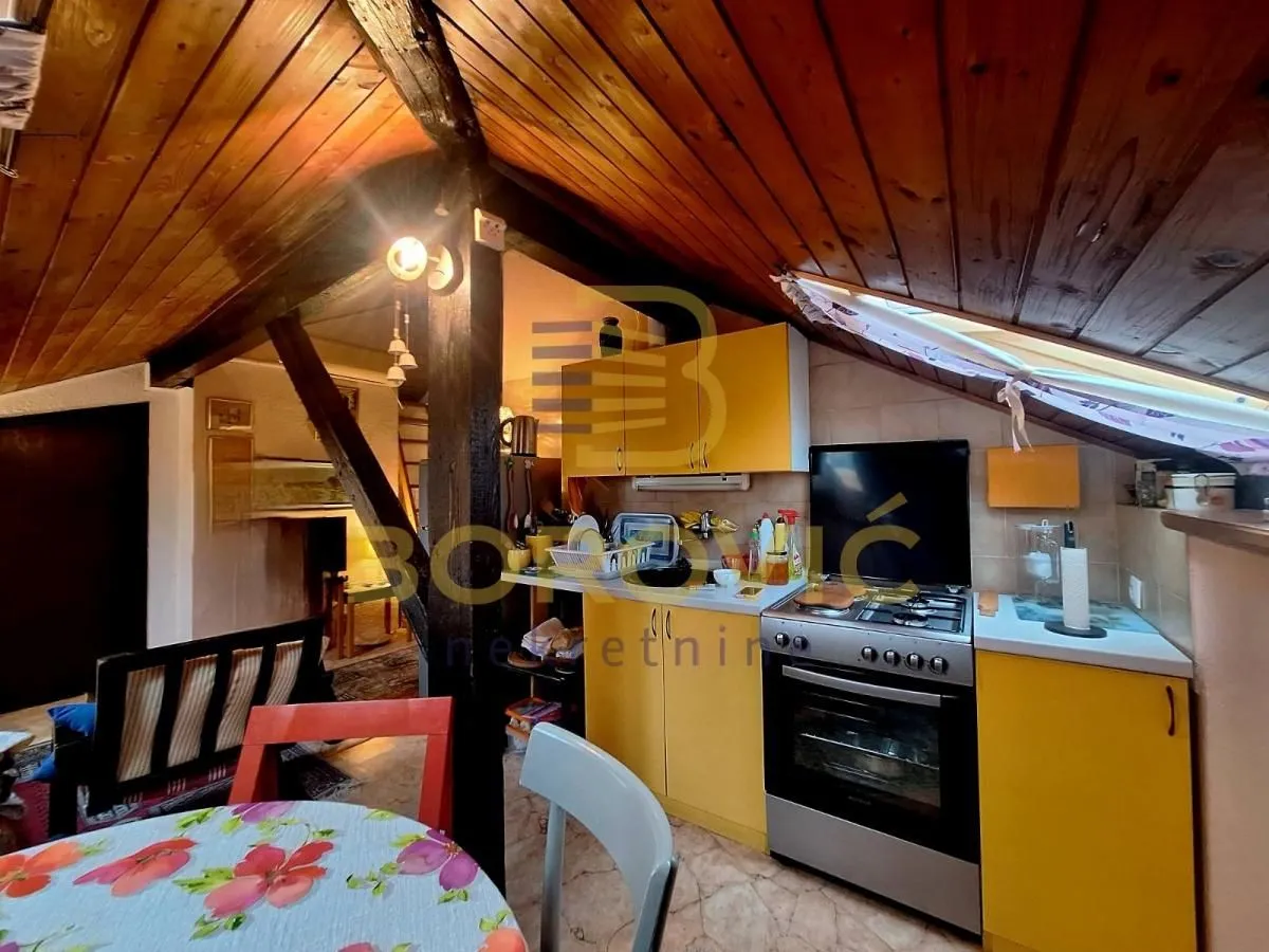 Prodaja, trosoban stan, 42m², Profesorska Kolonija, Palilula Sve Podlokacije