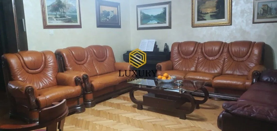 Rent, house, 200m², Stari Aerodrom, Podgorica
