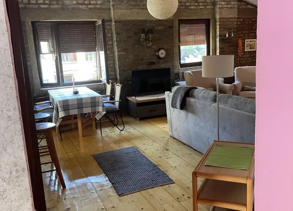 Rent, two bedroom apartment, 65m², Stari Grad, Beograd