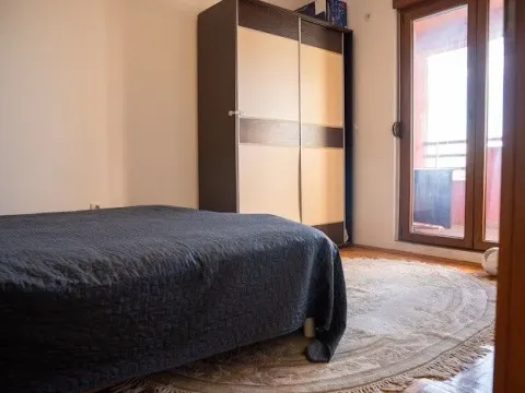 Izdavanje, dvosoban stan, 88m², Tuški Put, Podgorica - image 9