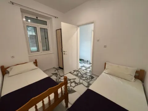 Izdavanje, trosoban stan, 65m², Tripovići, Tivat - image 13