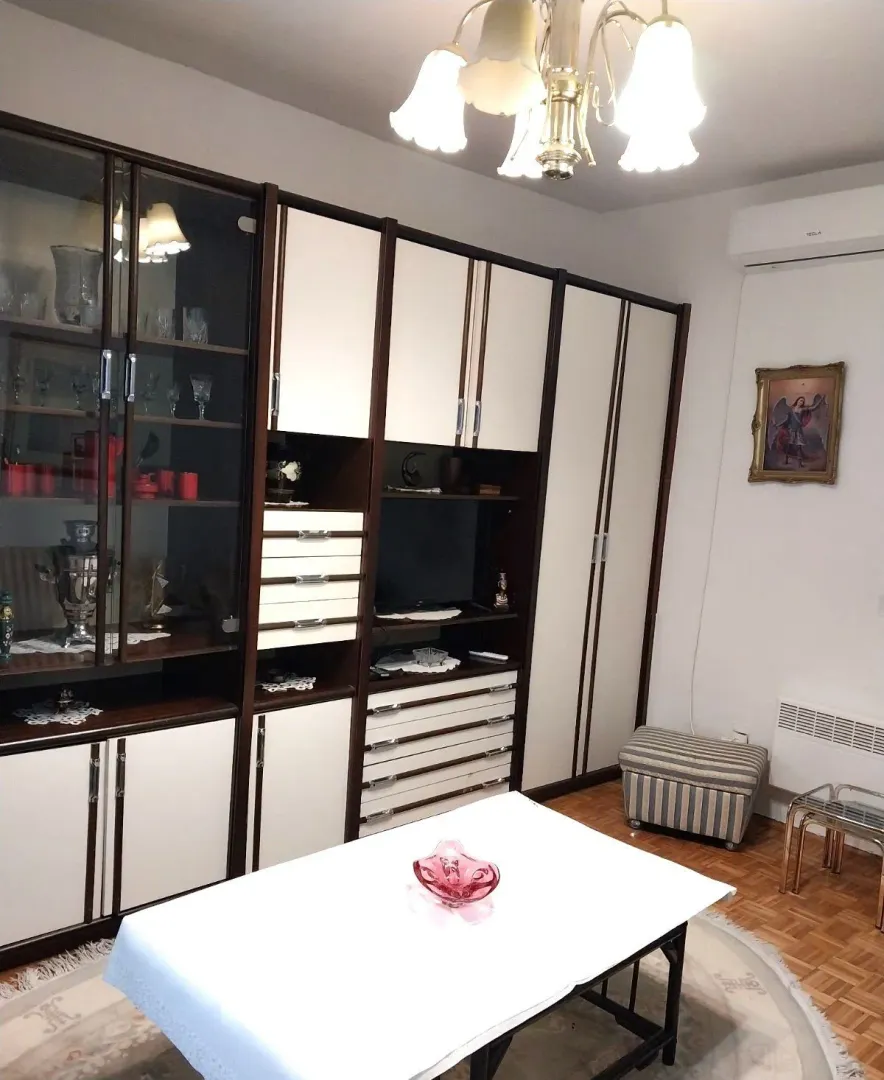 Izdavanje, dvosoban stan, 59m², Momišići, Podgorica