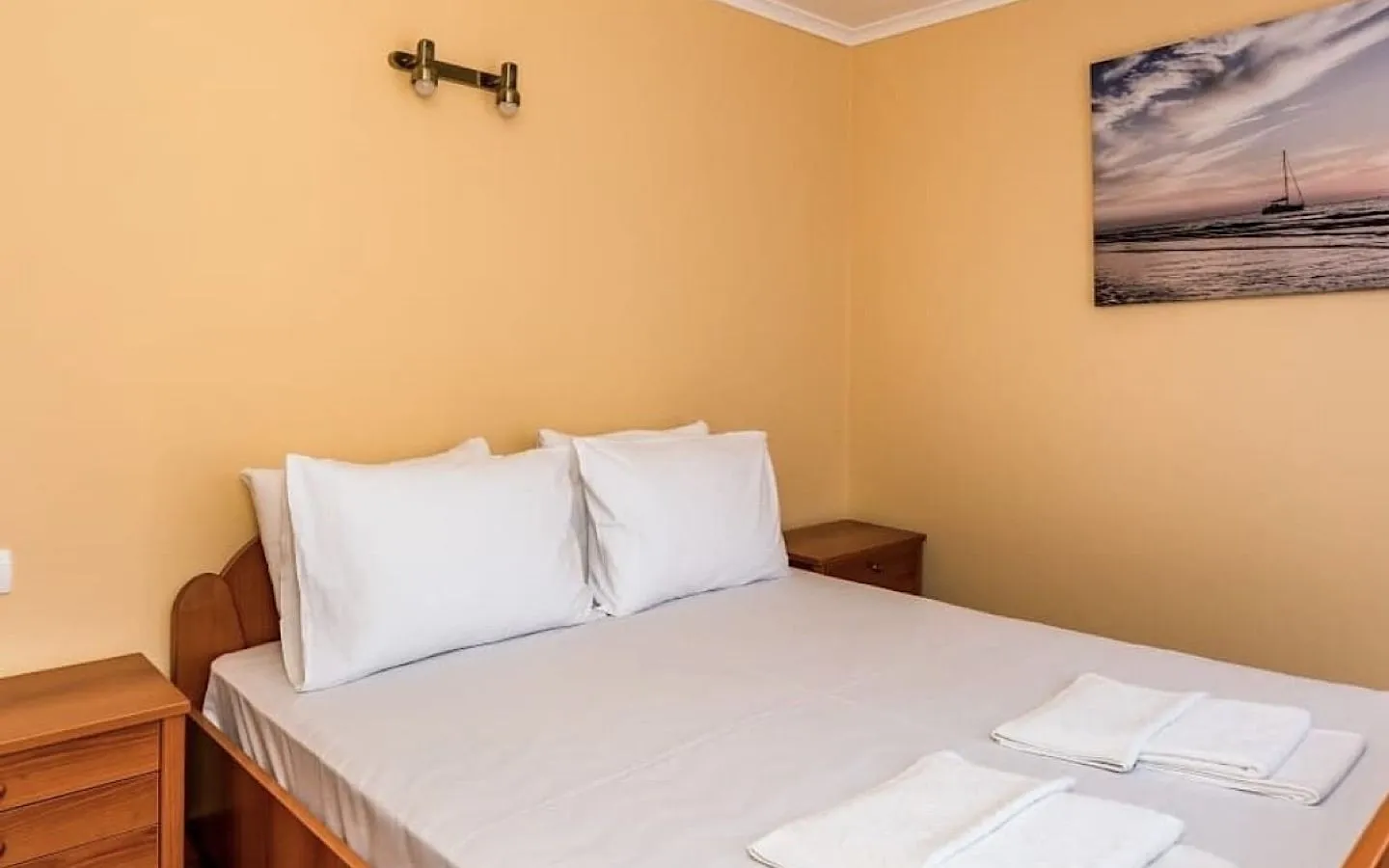 Rent, two bedroom apartment, 65m², Sutomore, Bar