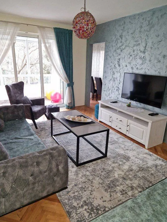 Izdavanje, jednosoban stan, 62m², Preko Morače, Podgorica