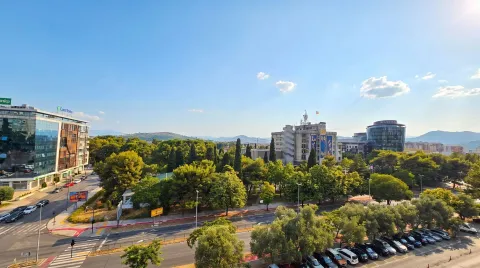 Sale, four bedroom apartment, 281m², Podgorica, Crna Gora - image 2