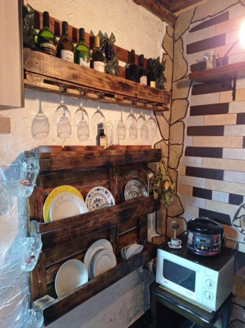 Izdavanje, kuća, 110m², Dobre Vode, Bar