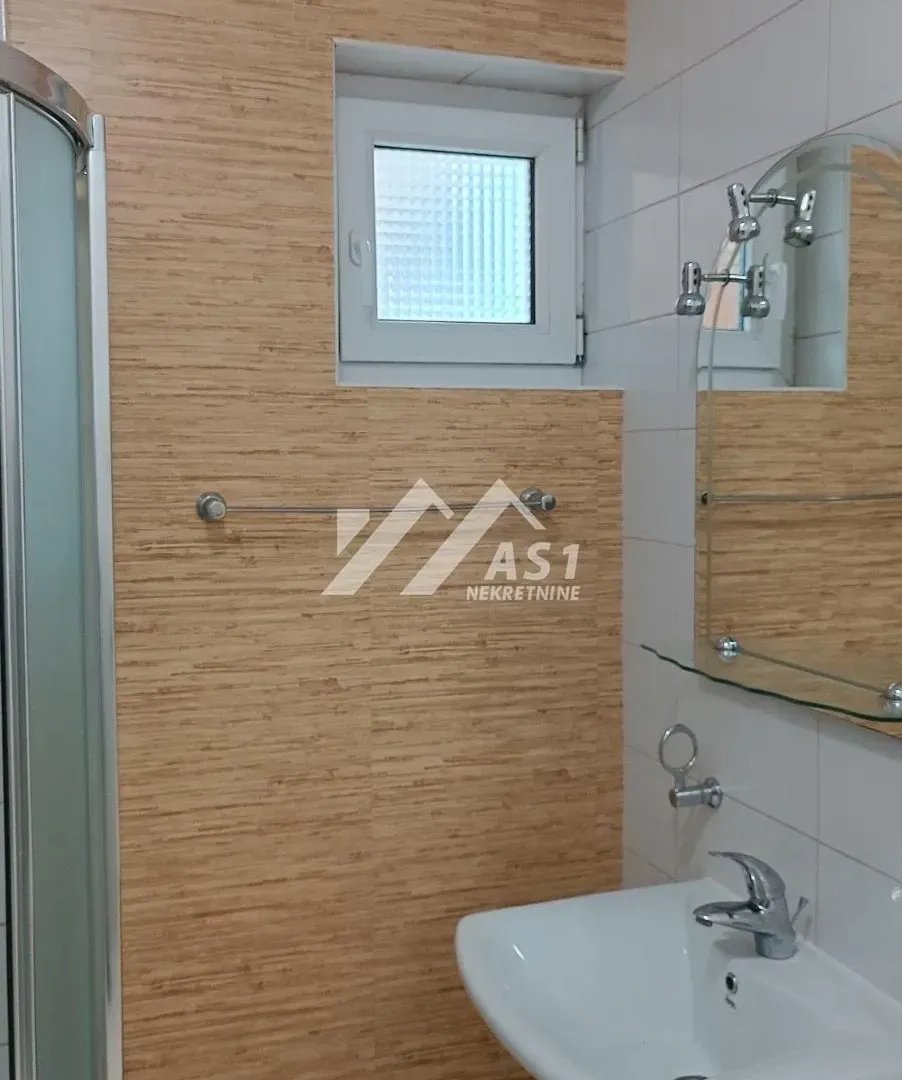 Prodaja, dvosoban stan, 69m², Grbavica, Novi Sad Sve Podlokacije